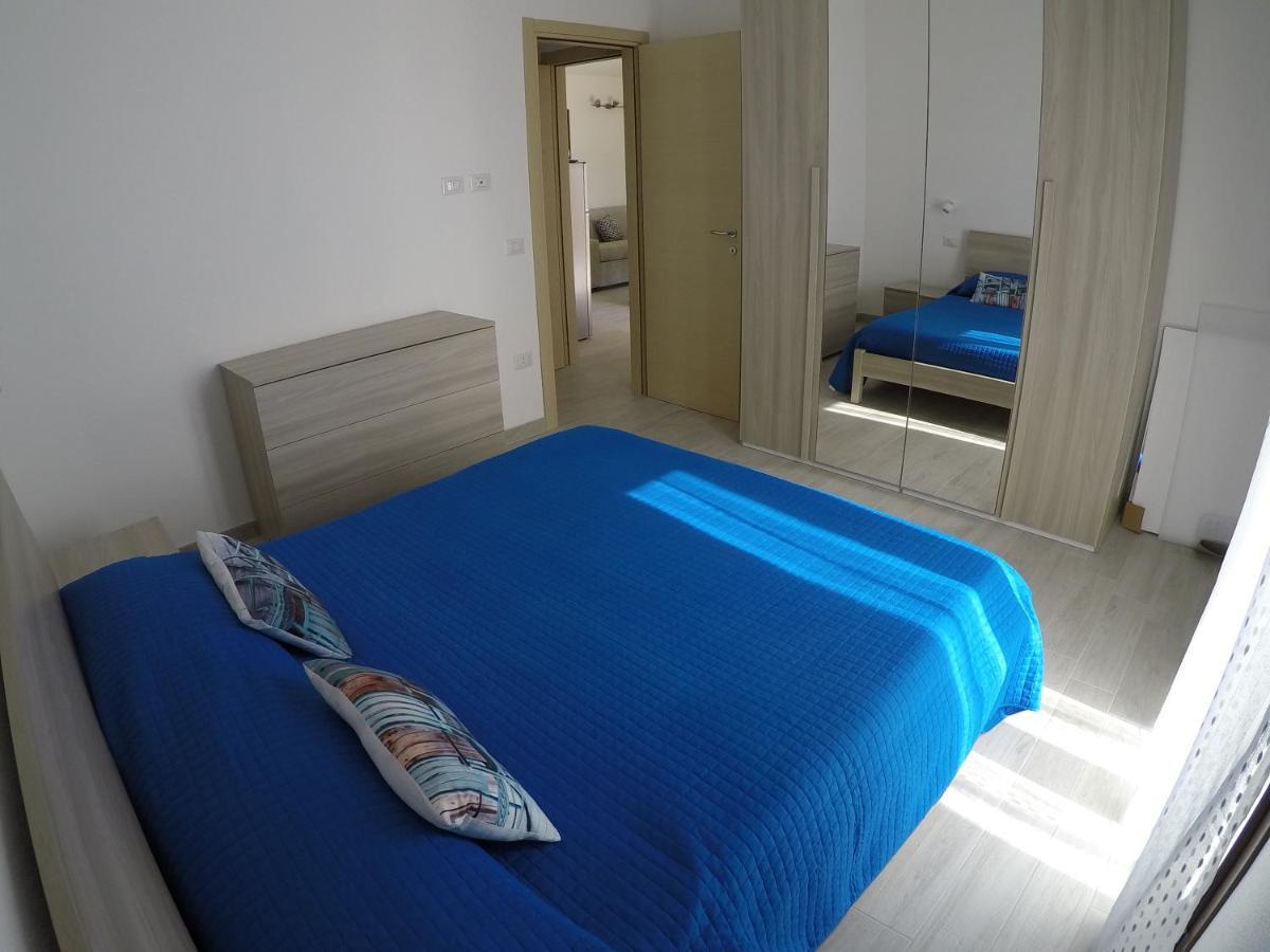 Aquilone Apartment Badesi Ngoại thất bức ảnh